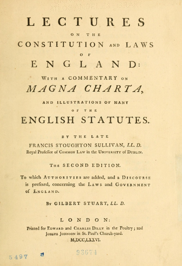 Altes Buch mit dem Titel 'Vorträge über die Verfassung und Gesetze Englands mit einem Kommentar zur Magna Charta und Illustrationen vieler englischer Gesetze' geöffnet auf einer Seite mit schwarzer Tintenschrift.