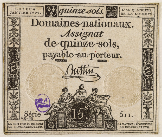 Ein altes französisches Banknoten mit einem Mann in einem Anzug und einer Frau in einem Kleid, die ernst nebeneinander stehen, begleitet von Text und einer Marke.